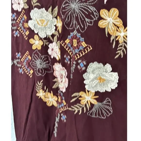 NWT Anthropology by Caite Tees Women's Burgundy Embroidered Shirt - Size Small - Picture 6 of 10